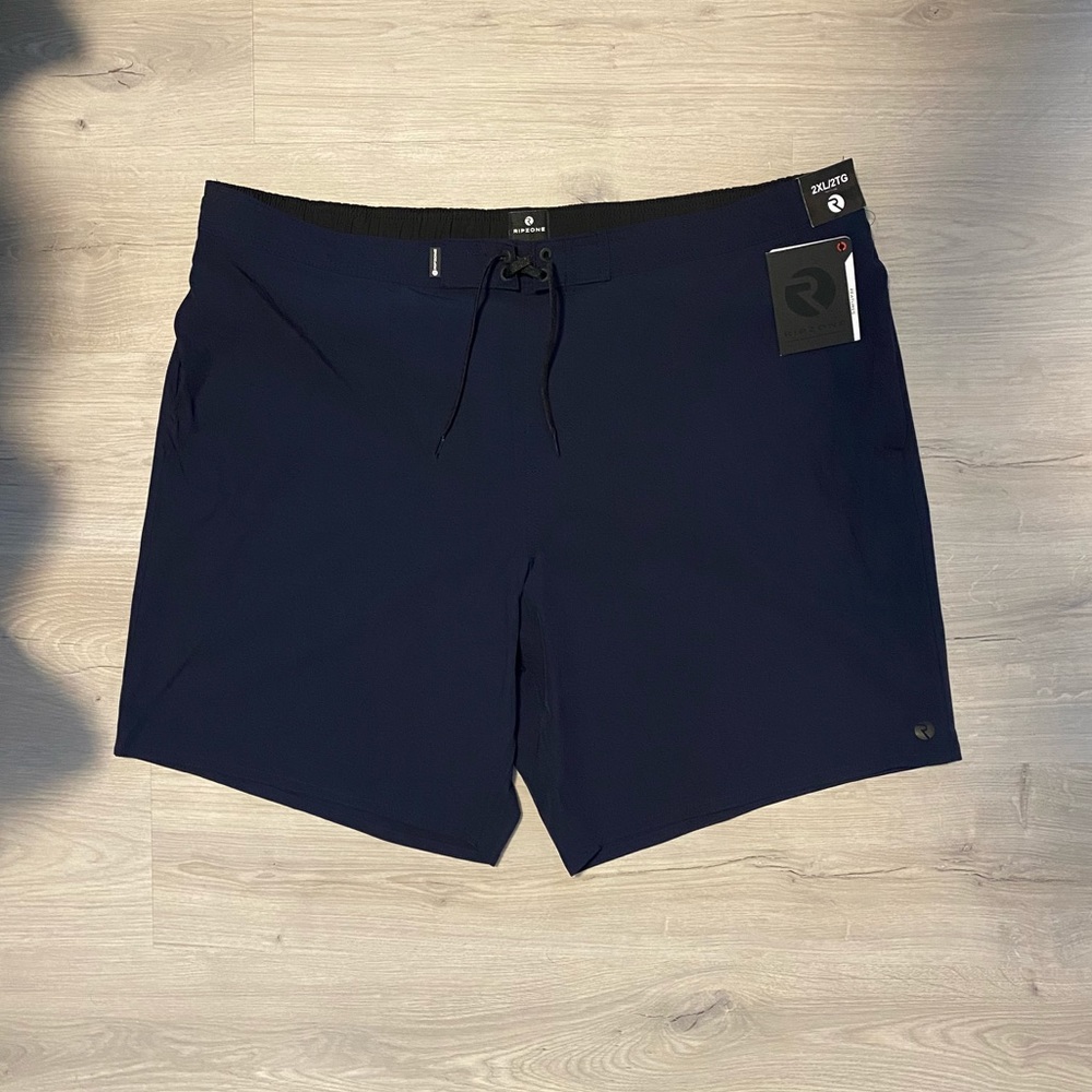 NWT Men’s Ripzone Navy Blue Swim Trunks